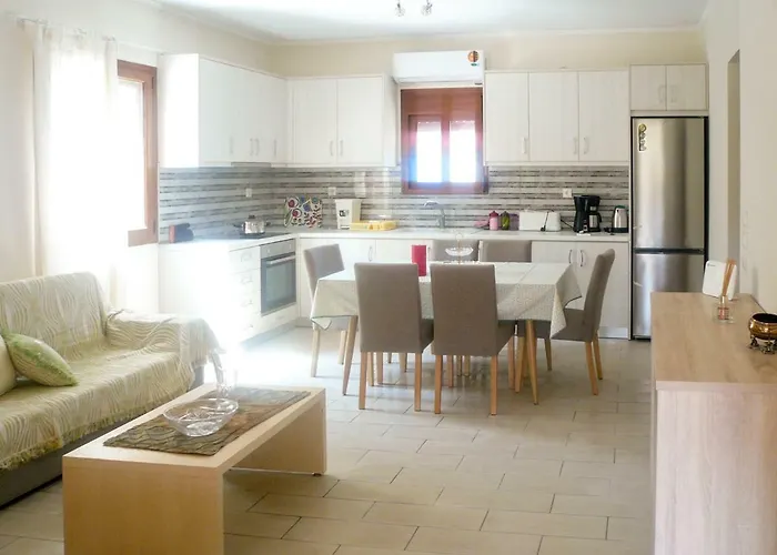 Apartmán Lefkada Family Friendly House With Parking ,yard