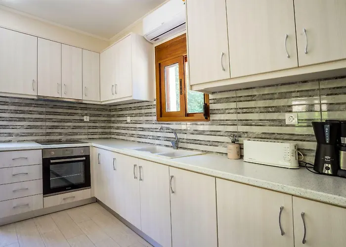 Apartmán Lefkada Family Friendly House With Parking ,yard